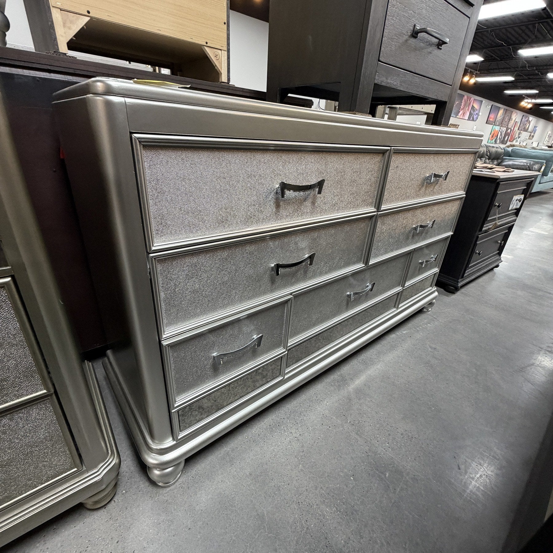 Champagne Mist Dresser
