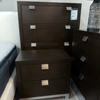 Grand Estate Walnut Queen Bedroom Set
