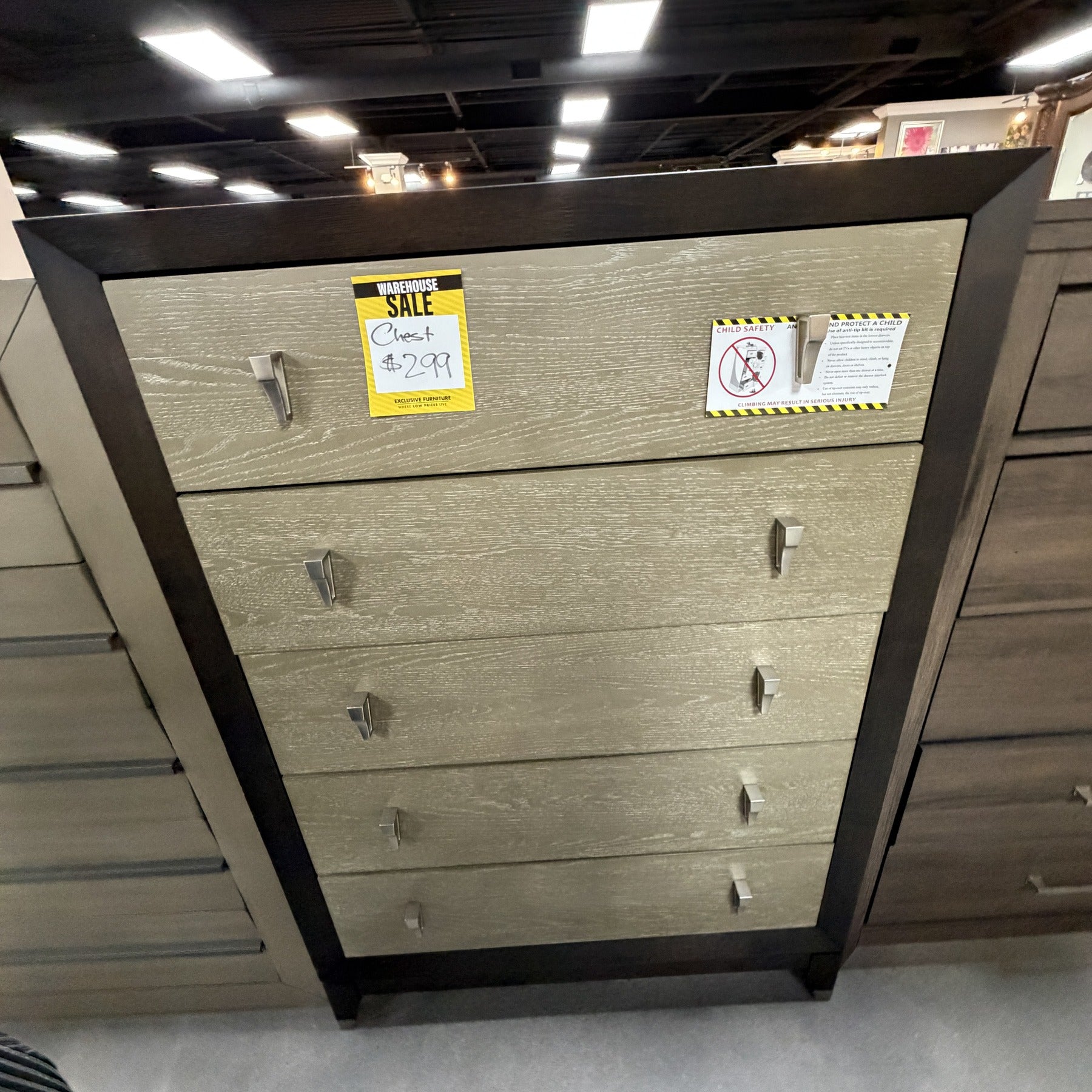 Kinetic Chest