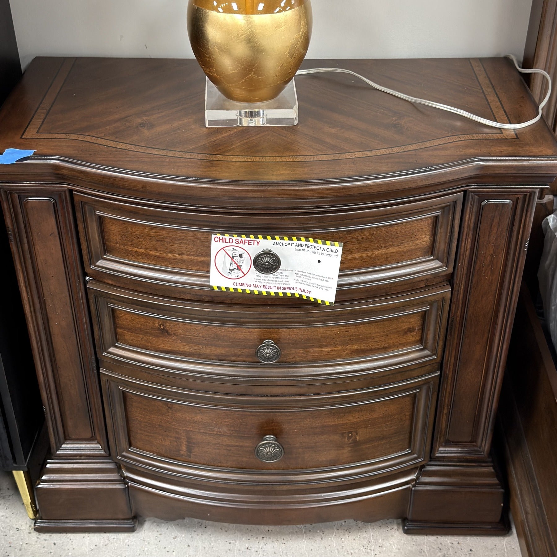 Nomad Echo King Bed & 1 Nightstand