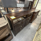 Opulent Grain Dresser
