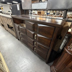 Opulent Grain Dresser