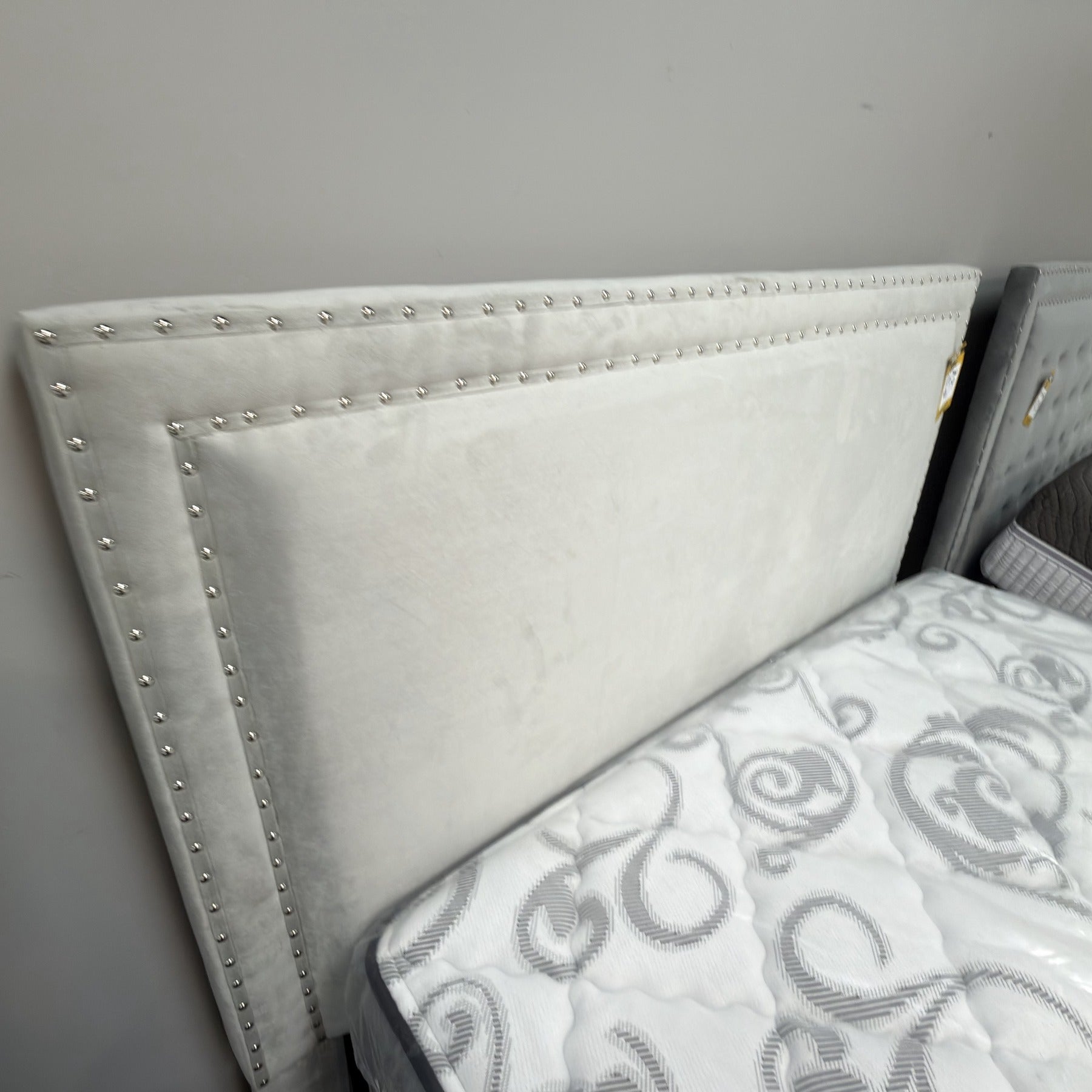 Plaza Studded Platform Queen Bed
