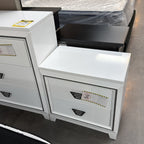Urban Mantle Queen Bed, Dresser, Nightstand