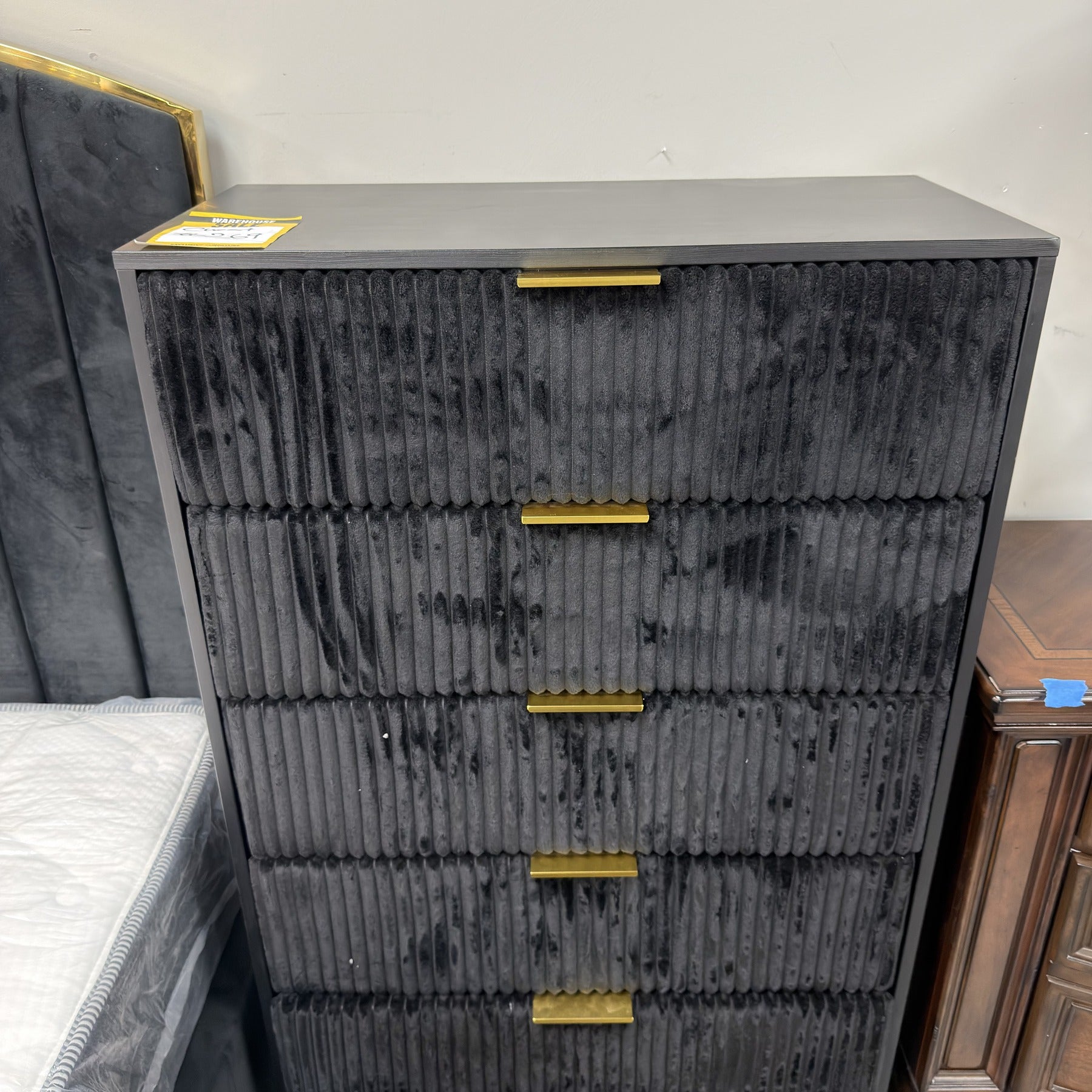 Velvet Drift Chest