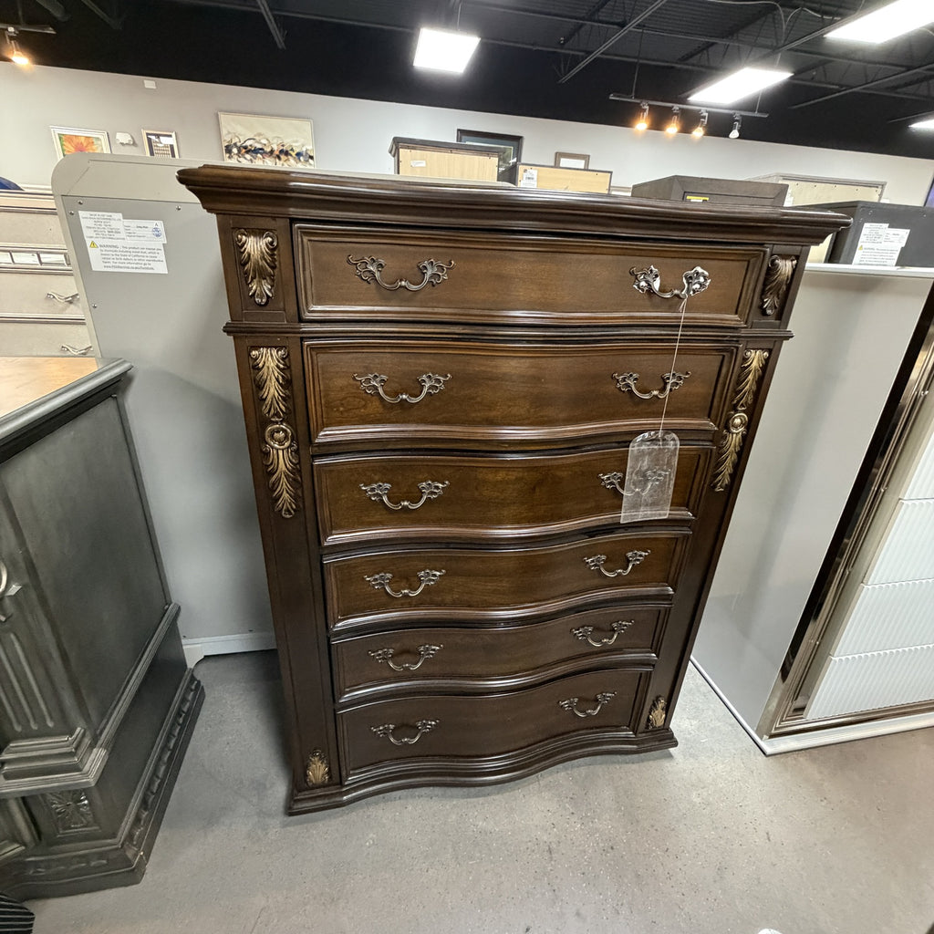 Victorian Waltz Chest