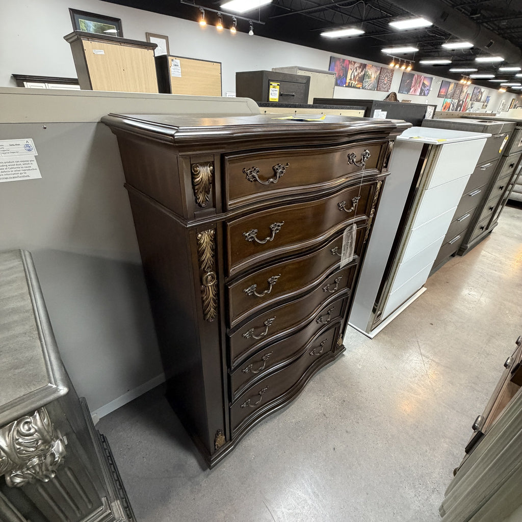 Victorian Waltz Chest