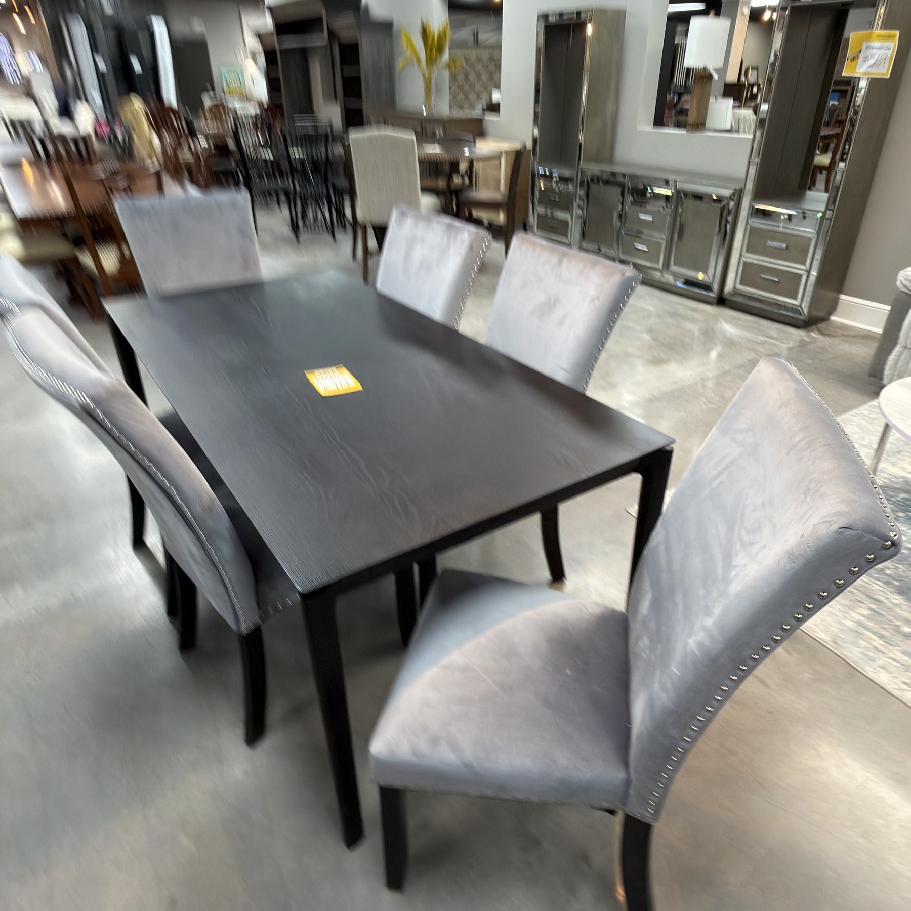 Bellamy Dining Table & 6 Chairs