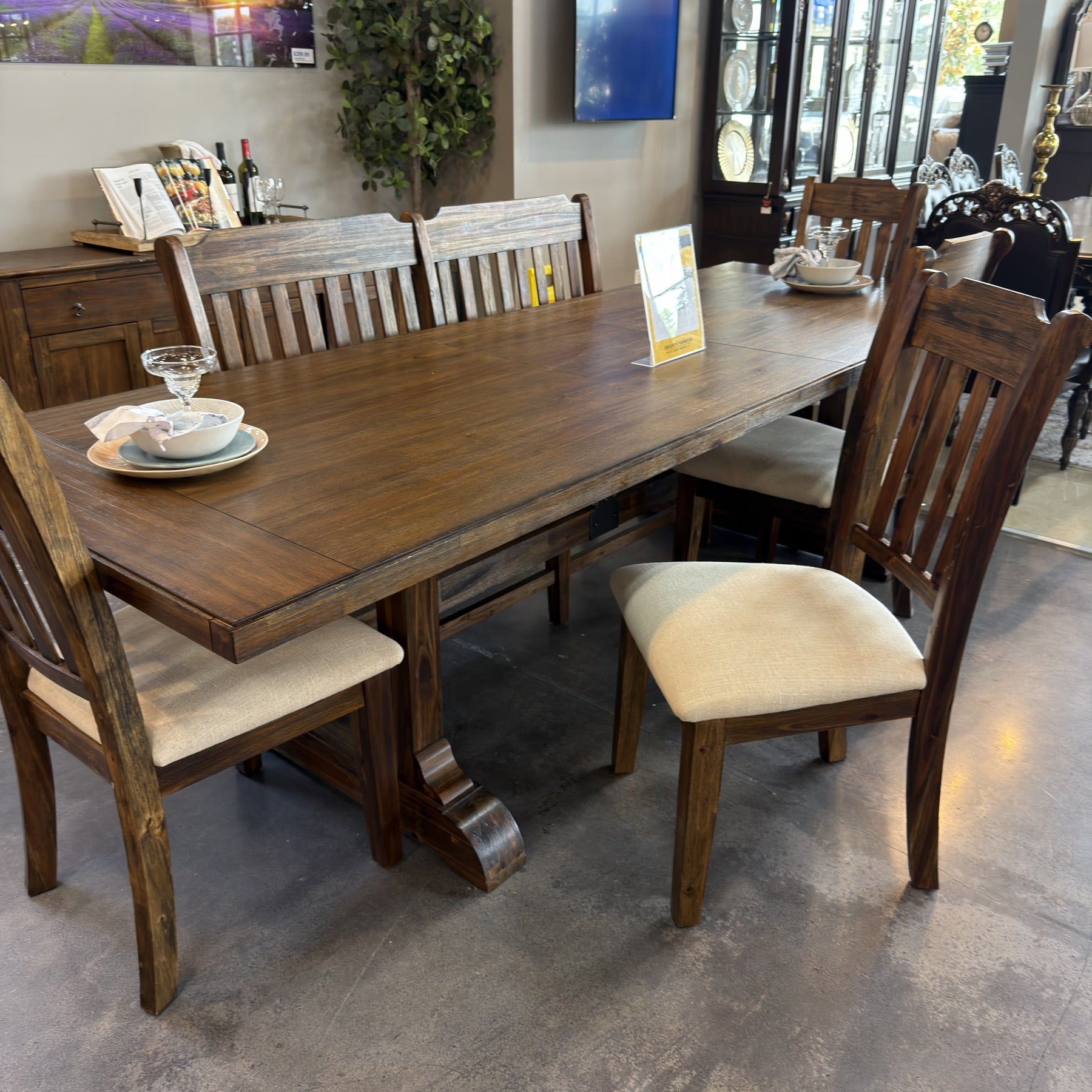 Chestnut Grove Dining Room