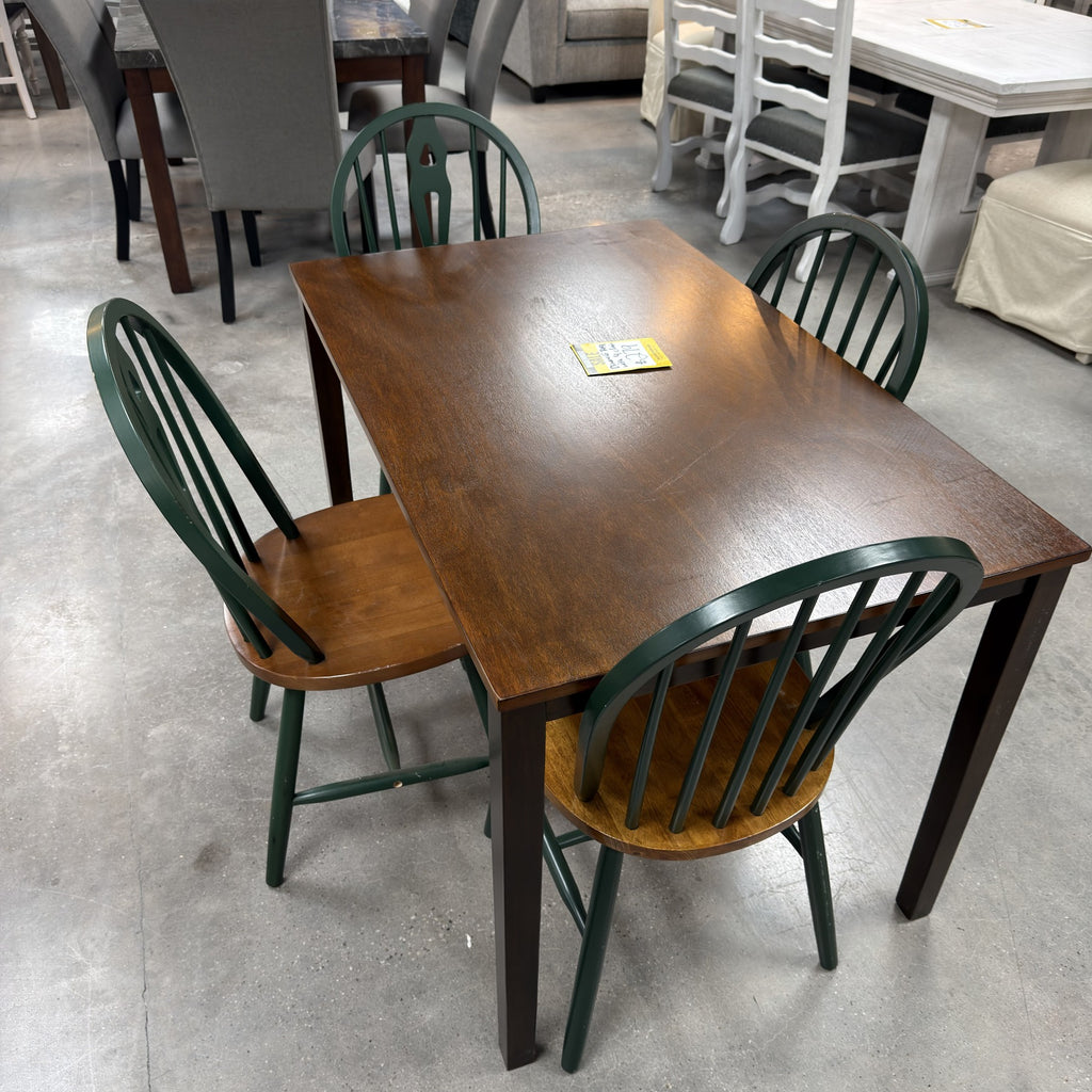 Elmhurst Dining Table & 4 Chairs