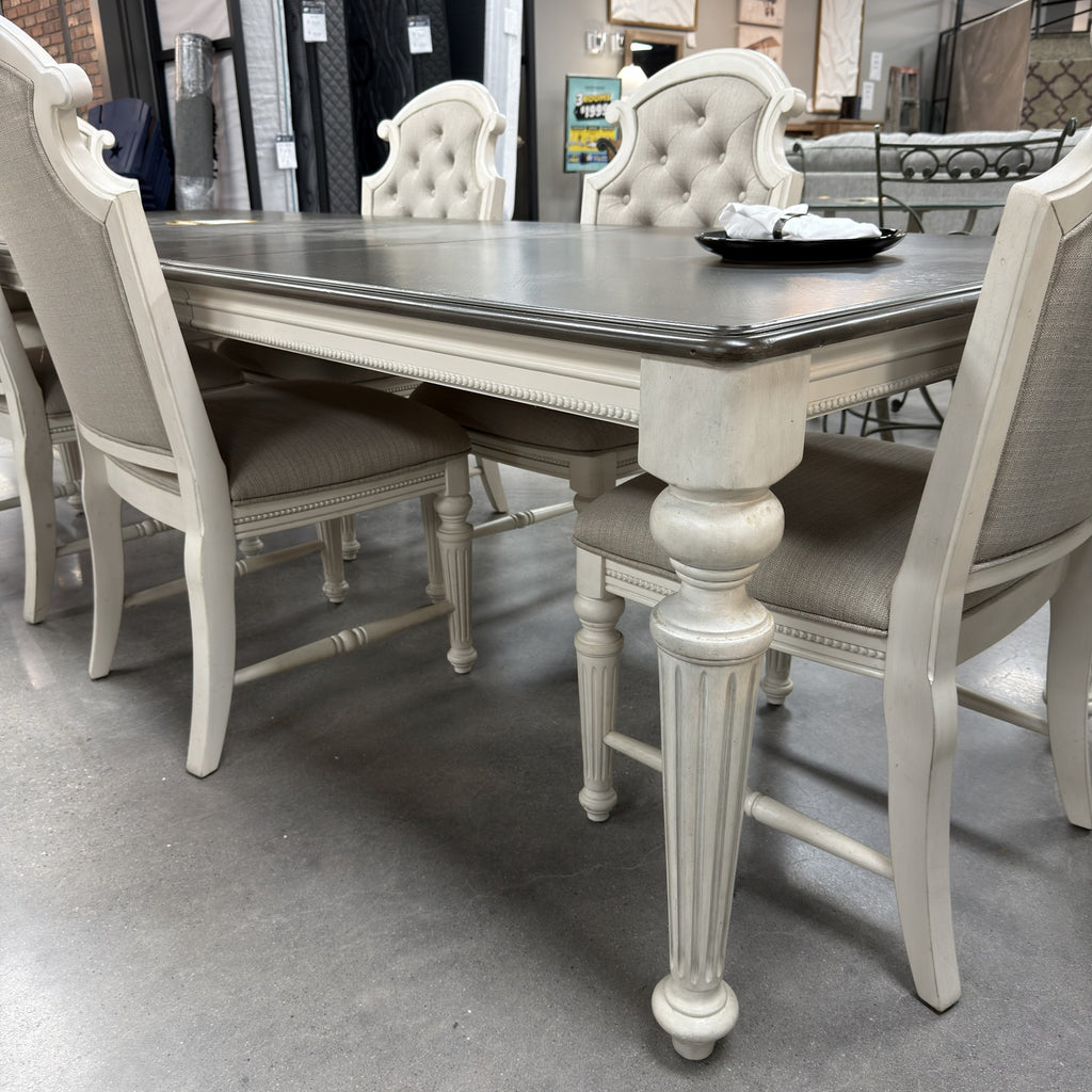 Evermont Dining Table & 6 Chairs
