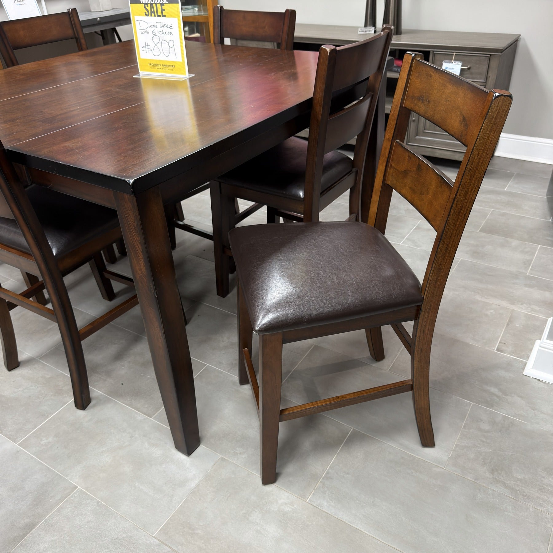 Heritage Grove Square Dining Set