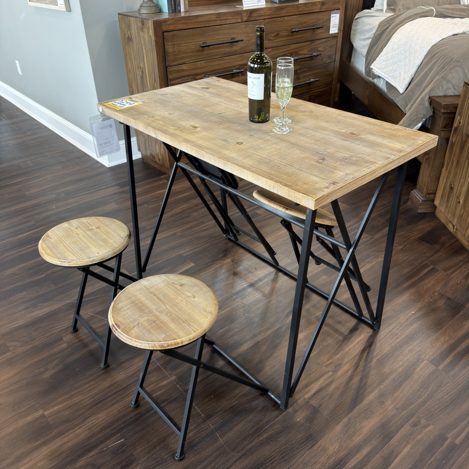 Hideaway Bistro Table Set