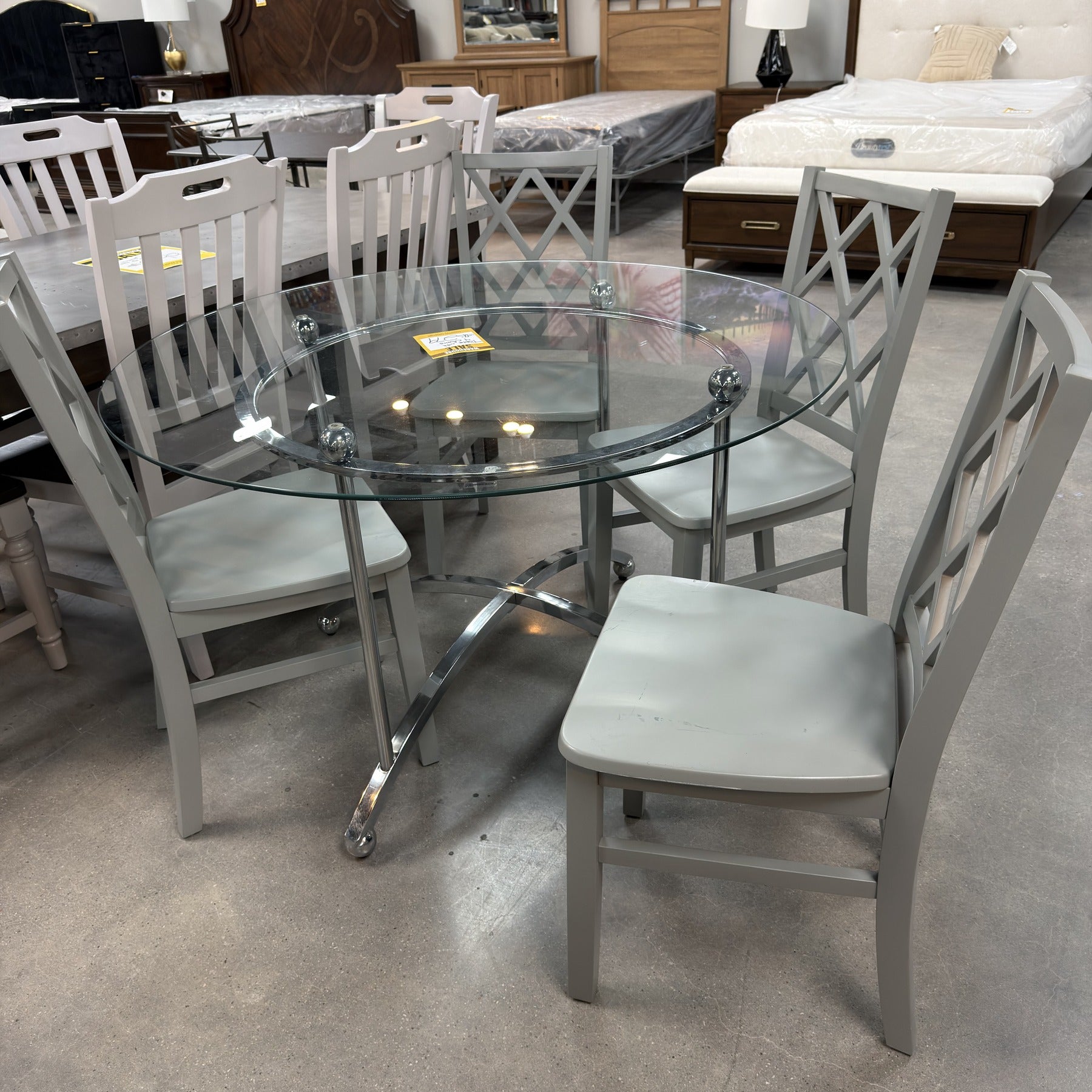 Marlowe Dining Table & 4 Chairs