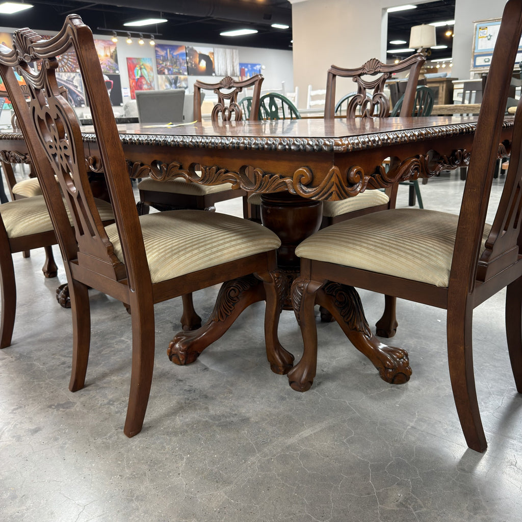 Montclair Dining Table & 6 Chairs