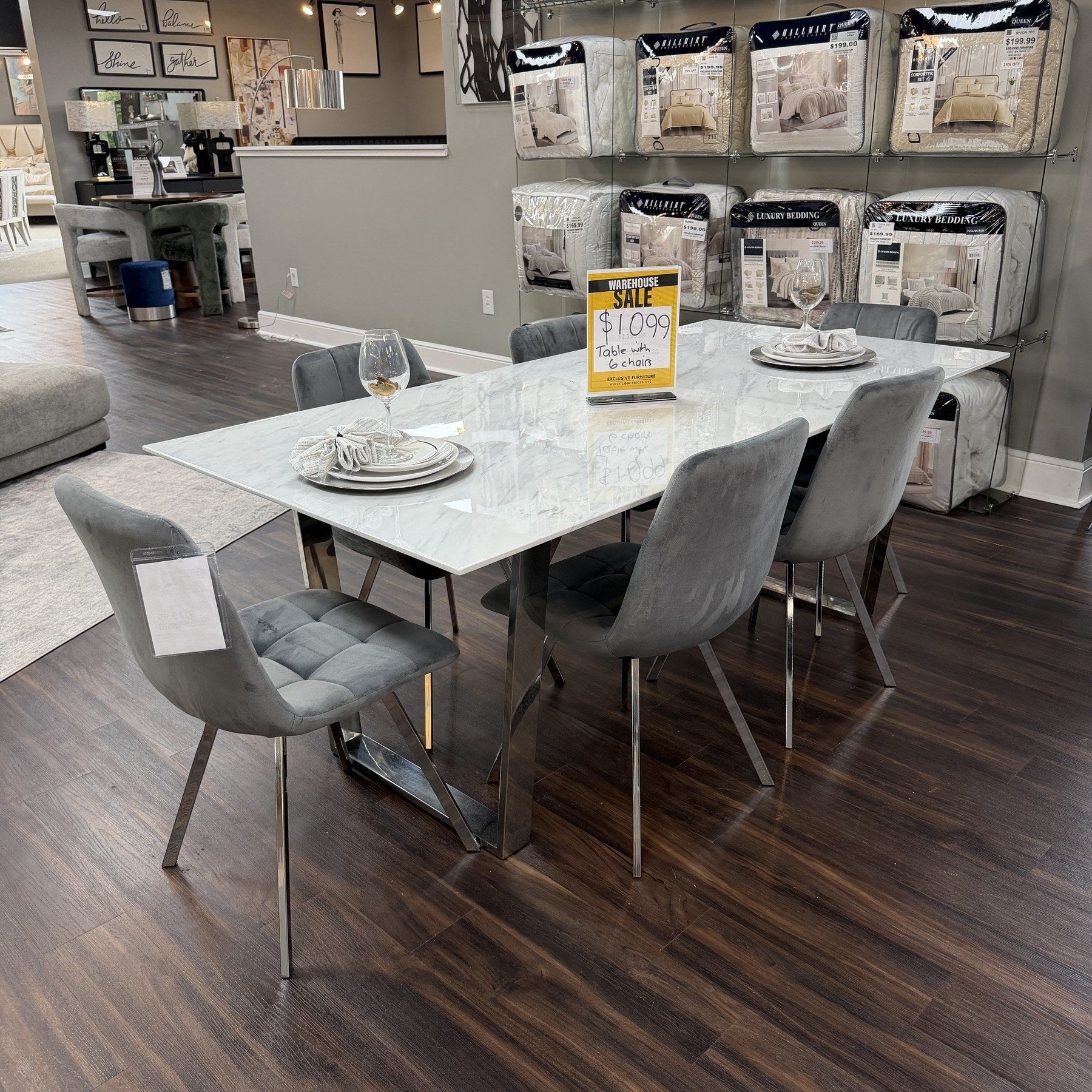Polaris Velvet Dining Table & 6 Chairs