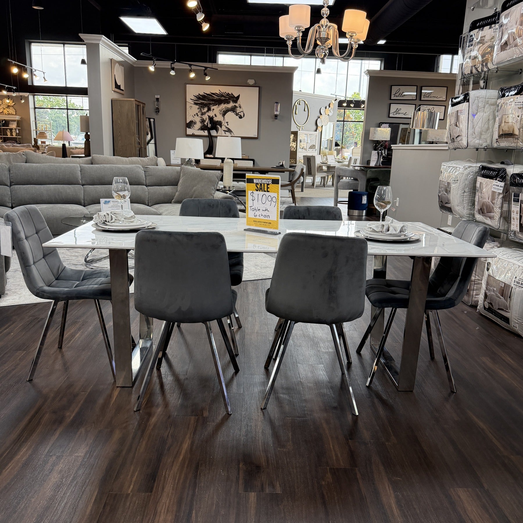 Polaris Velvet Dining Table & 6 Chairs
