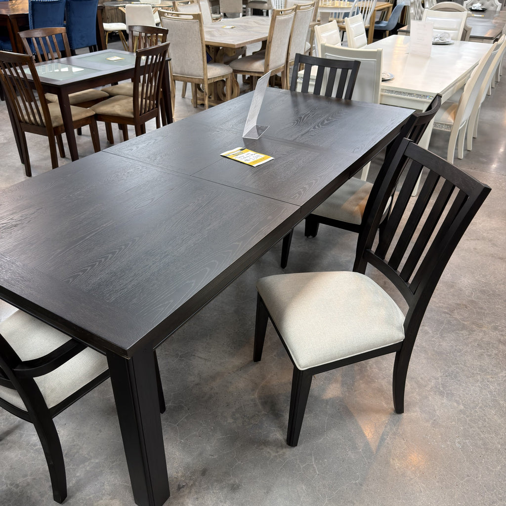 Sienna Grove Dining Table & 4 Chairs & Bench