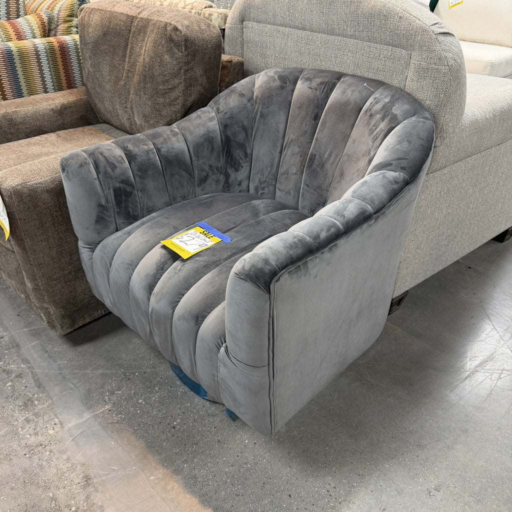 Aurelia Swivel Chair