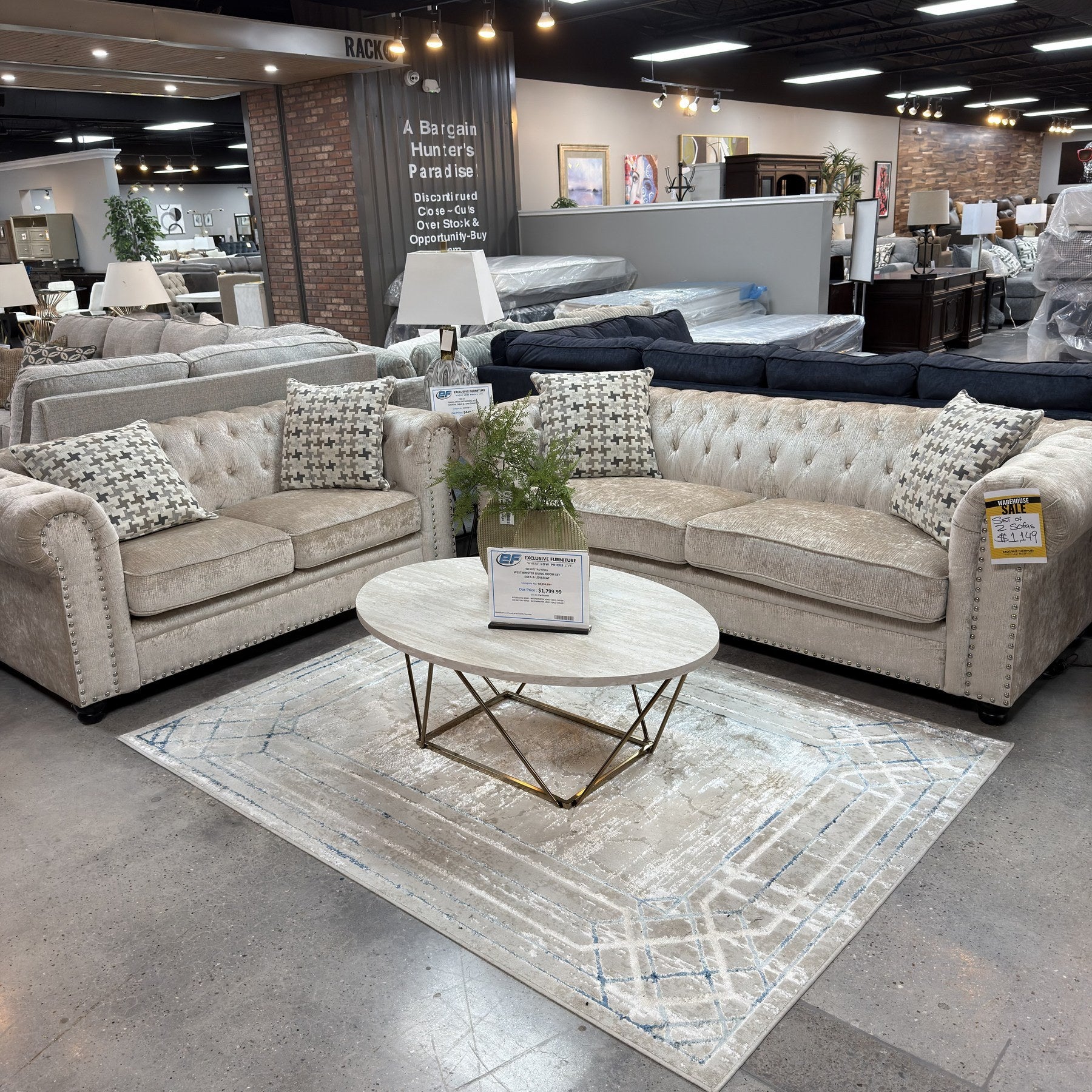 Champagne Manor Sofa & Loveseat