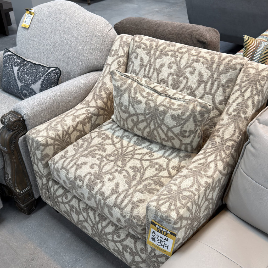 Elara Statement Chair