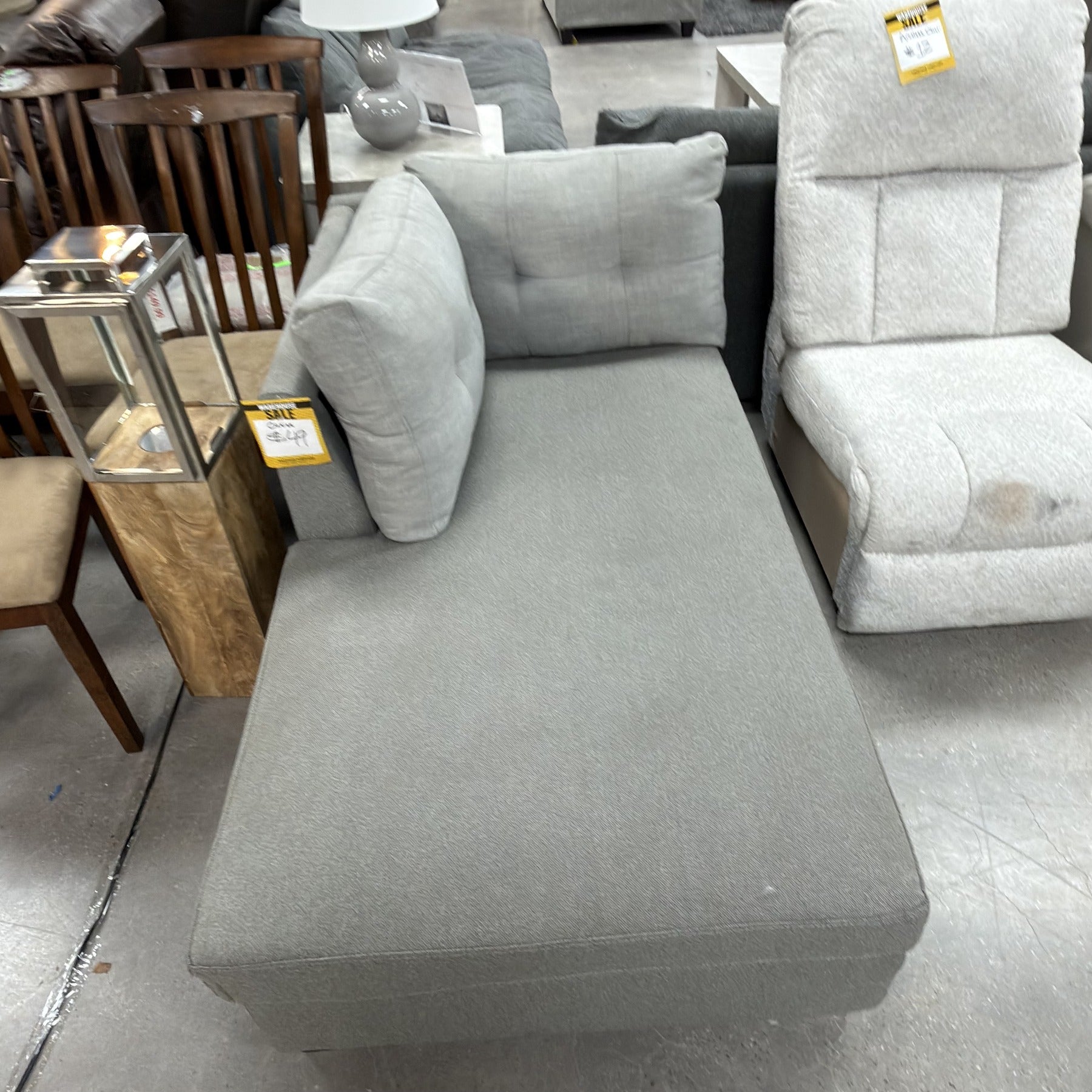 King S Chaise