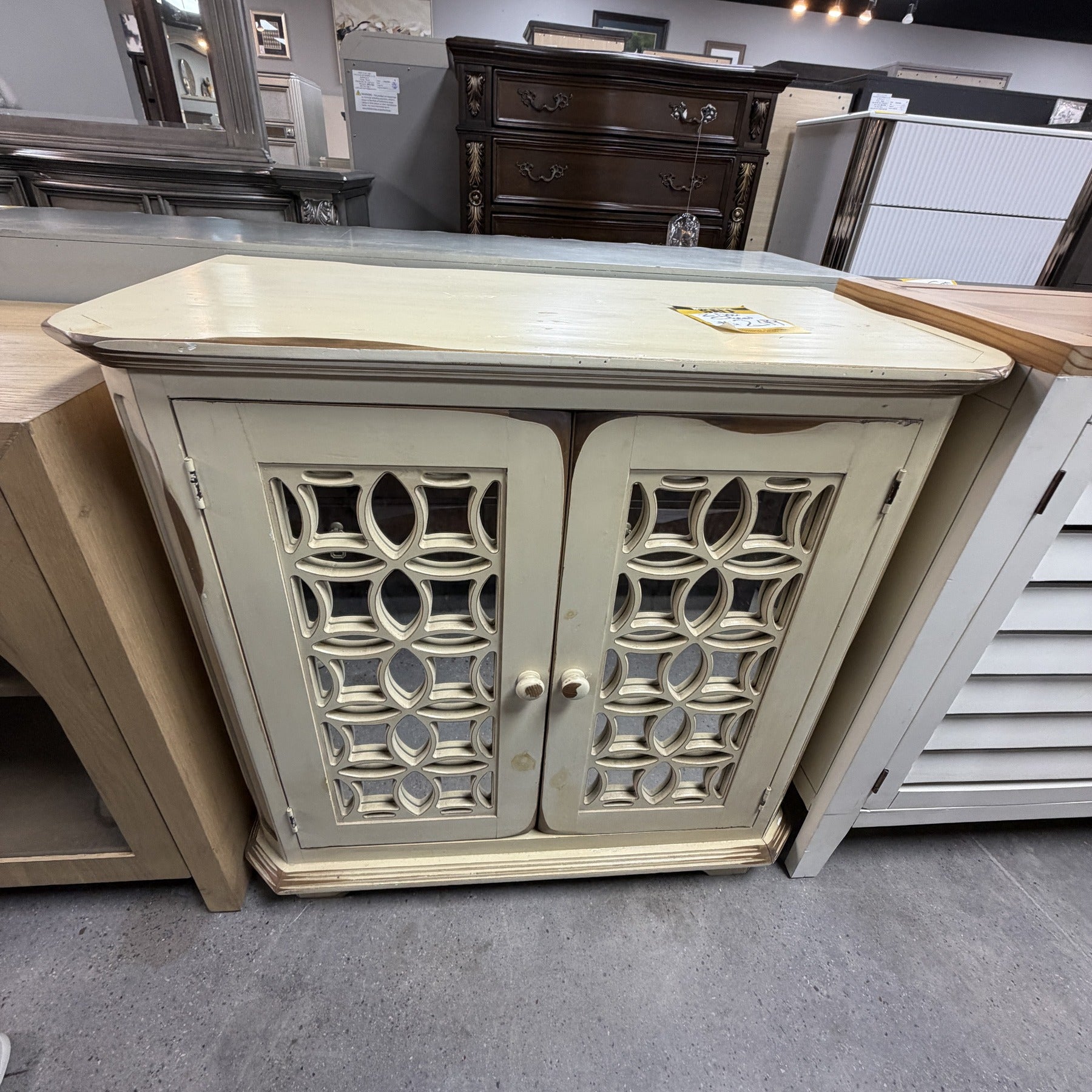 Medallion Cream 2 Door Chest