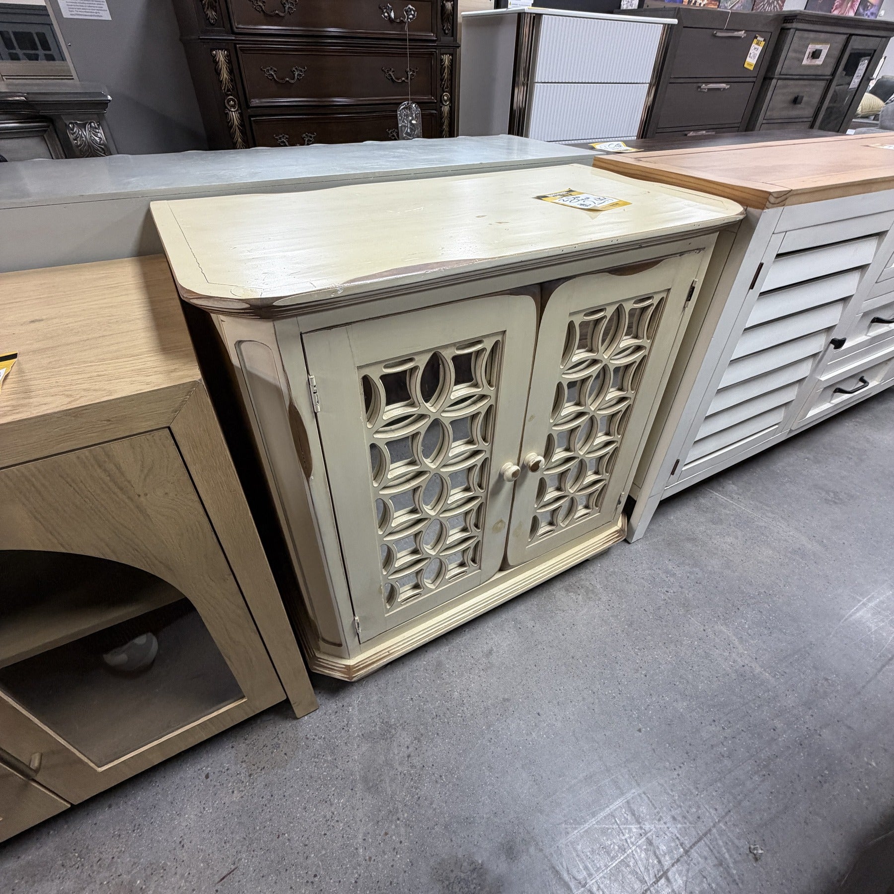 Medallion Cream 2 Door Chest