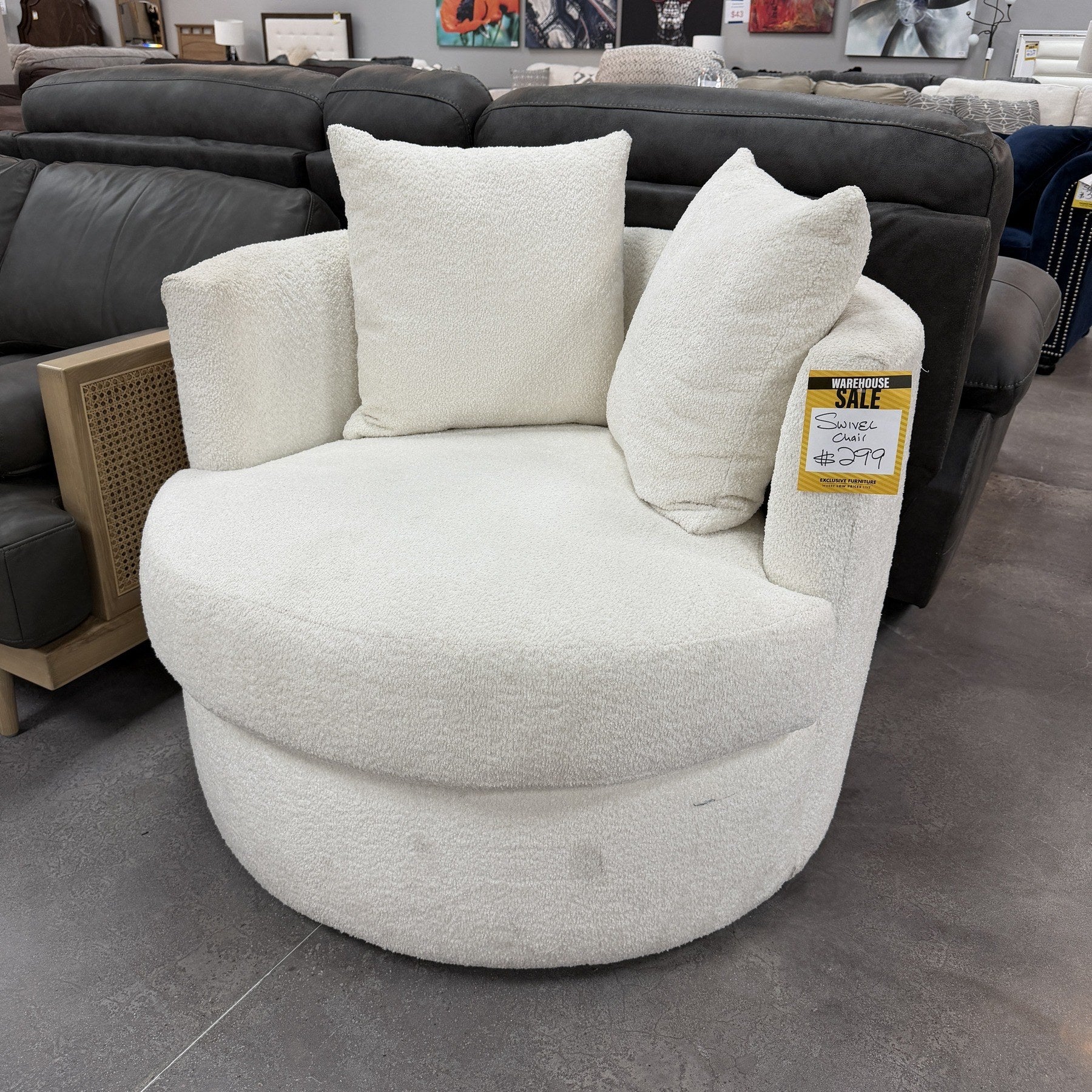 Milano Swivel Chair