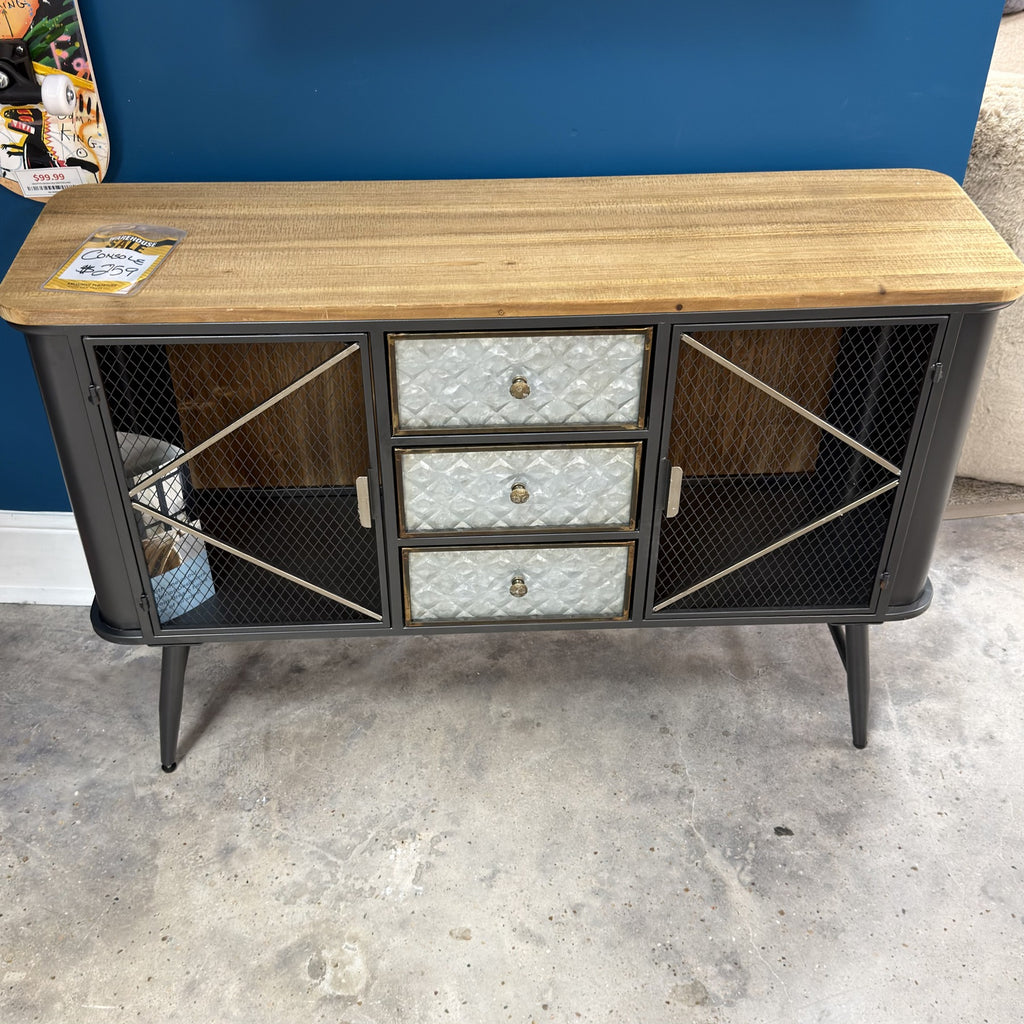 Oak & Aura Console