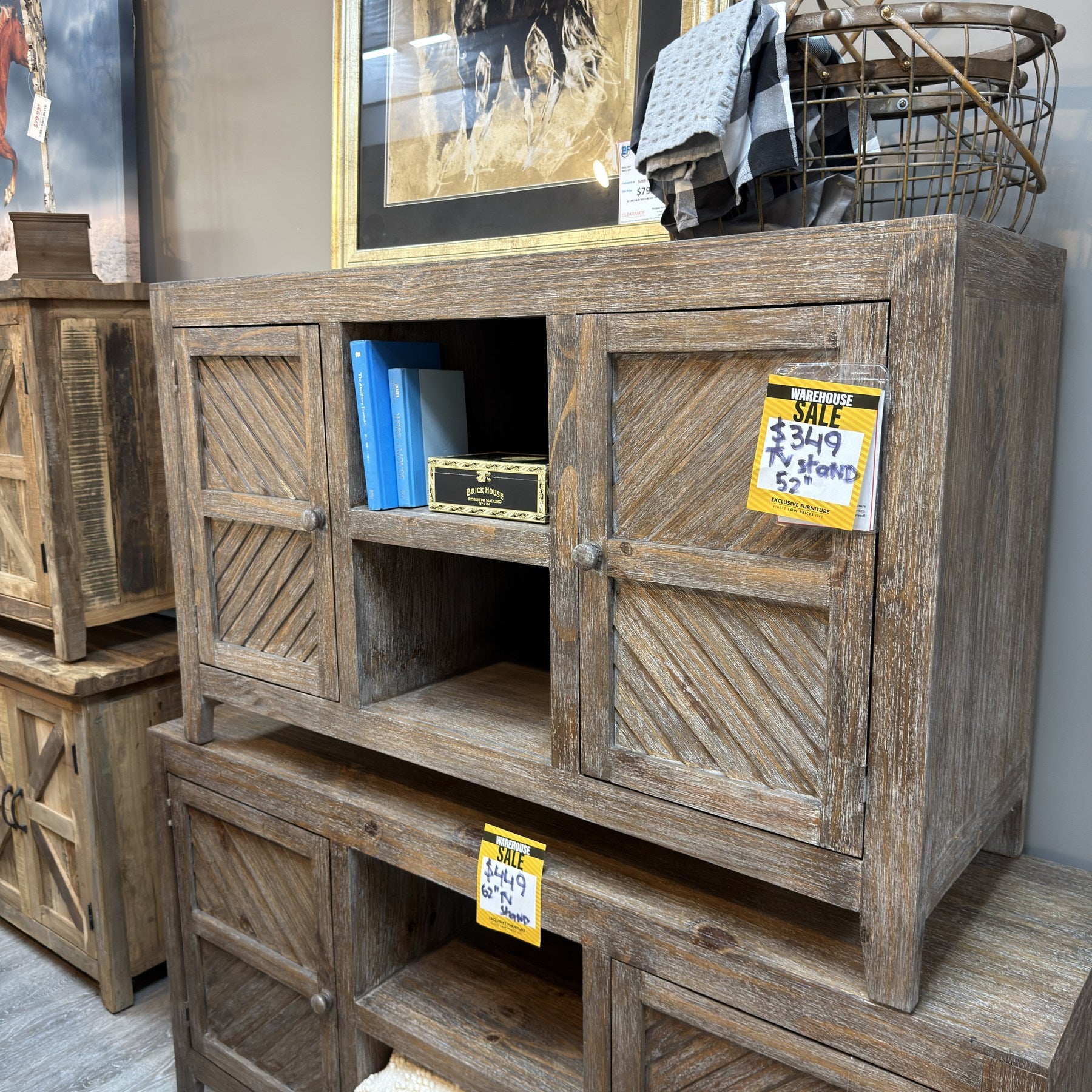 Oakmont 52 TV Stand