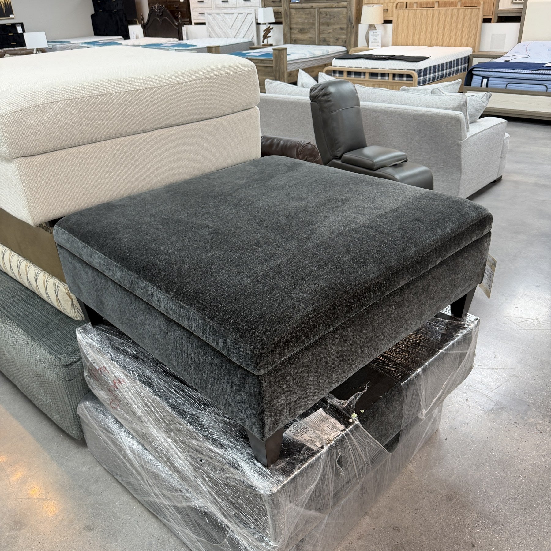 Onyx Shimmer Storage Ottomon