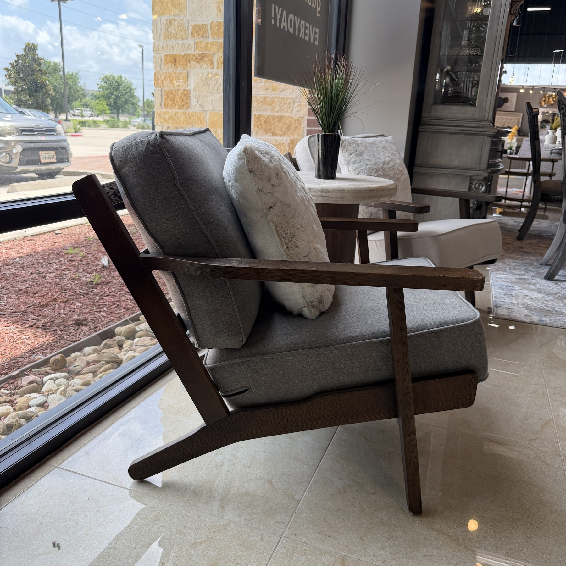 Oslo Lounge Accent Chair