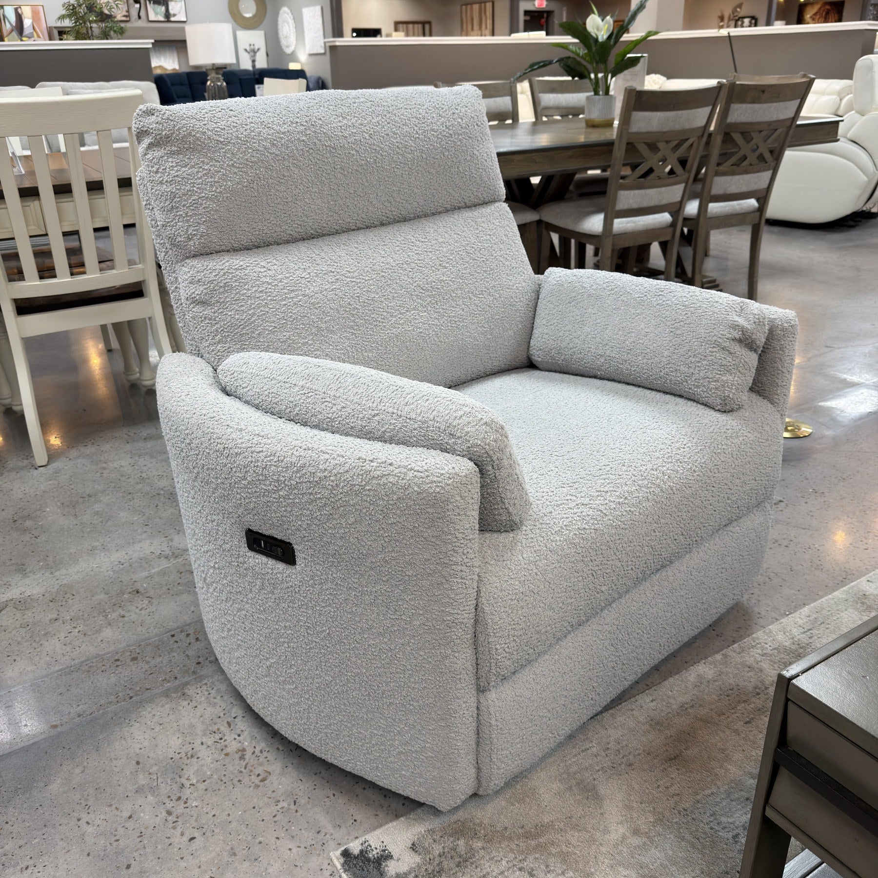 Stonehaven Sofa & Recliners
