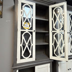 Elegant Curio