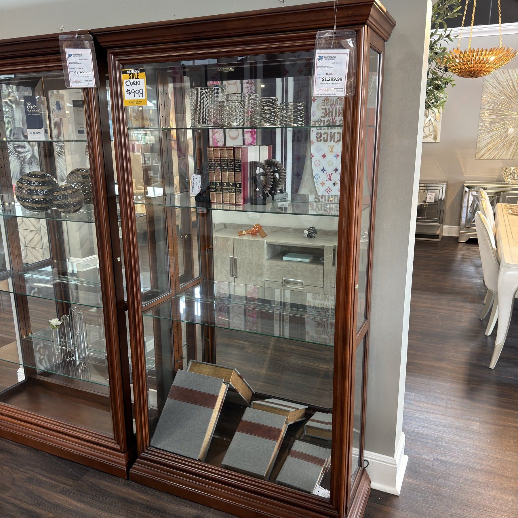 Hearthstone Curio Cabinet